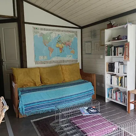 Familial A Proximite De Vulcania